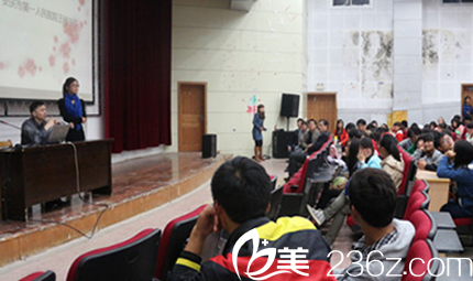 安庆市人民医院王刚应邀在医学院进行专题讲座