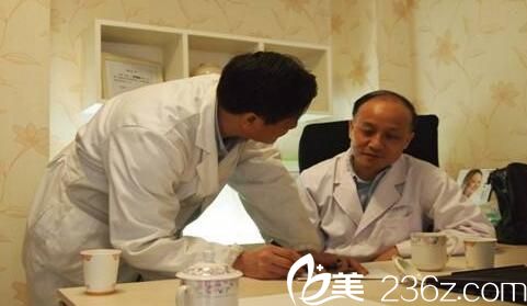 民航上海医院整形外科韦敏医生工作